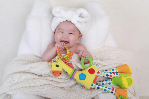 深圳宝宝为什么会吐奶 深圳宝宝为什么会吐奶